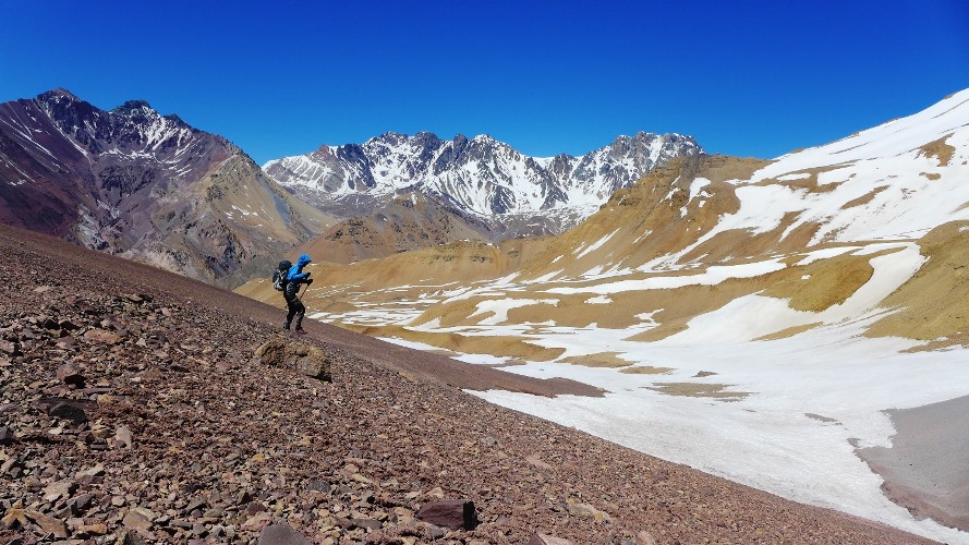 Vue sur les montagnes colorées