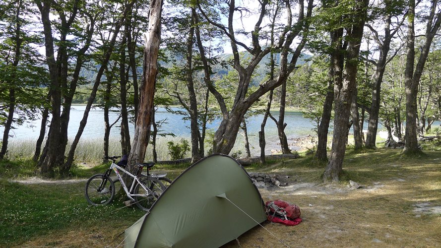 Bivouac au lac Villarino